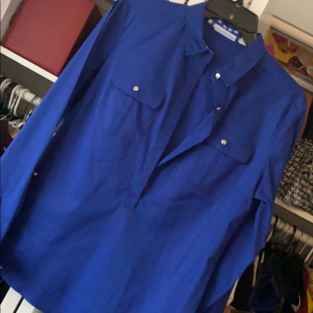 Woman’s dress shirt